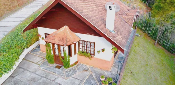 Casa de Condomínio com 3 Quartos à venda, 127m² no Capivari, Campos do Jordão