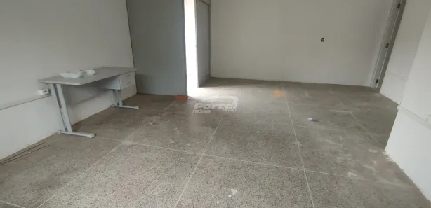 Conjunto Comercial / Sala para alugar, 28m² no Água Verde, Blumenau