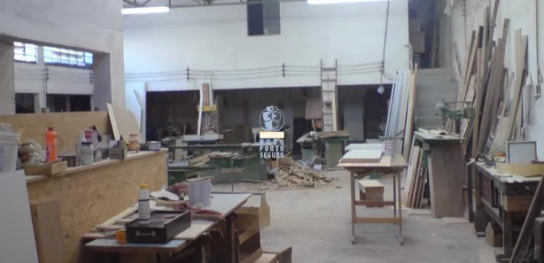 Loja / Salão / Ponto Comercial à venda, 450m² no Vila Galvão, Guarulhos