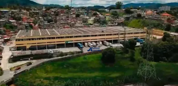 Galpão / Depósito / Armazém para alugar, 760m² no Santa Fé, Osasco