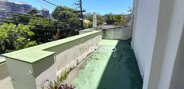 Casa Comercial com 18 Quartos para venda ou aluguel, 750m² no Icaraí, Niterói