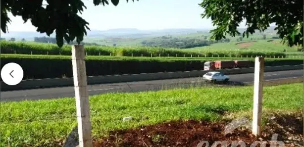 Loja / Salão / Ponto Comercial à venda, 260m² no ., Cravinhos