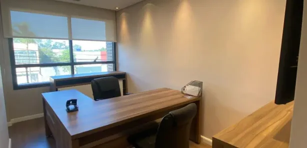 Conjunto Comercial / Sala para alugar, 51m² no Jardim Lambreta, Cotia