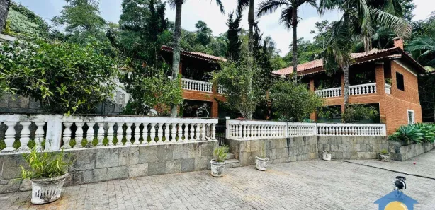 Fazenda / Sítio / Chácara com 5 Quartos para alugar, 650m² no Jardim Itatiaia, Embu das Artes