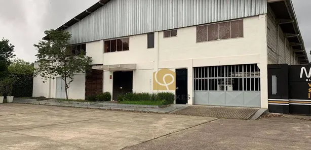 Galpão / Depósito / Armazém à venda, 1700m² no Jacarepaguá, Rio de Janeiro