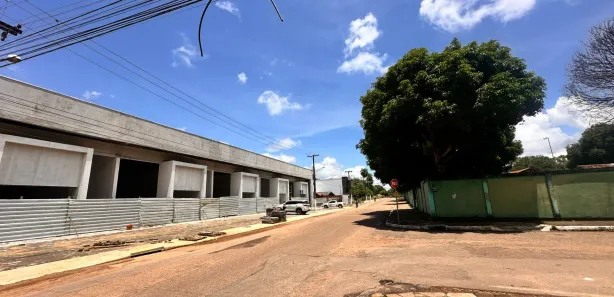 Loja / Salão / Ponto Comercial para alugar, 300m² no Amapá, Marabá