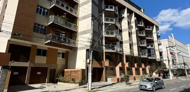 Apartamento com 2 Quartos para alugar, 10m² no Centro, Nova Friburgo