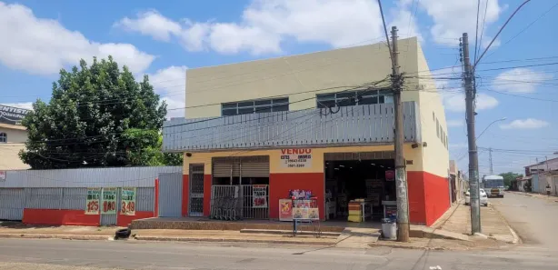 Prédio Inteiro com 1 Quarto à venda, 250m² no Ceilândia Norte, Brasília