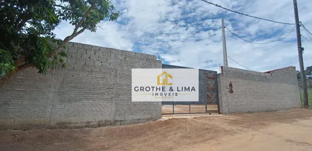 Fazenda / Sítio / Chácara com 2 Quartos à venda, 100m² no Bosque da Saúde, Taubaté