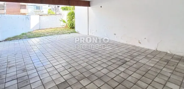 Casa com 5 Quartos à venda, 329m² no Monteiro, Recife