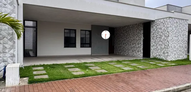Casa de Condomínio com 3 Quartos para alugar, 131m² no SIM, Feira de Santana