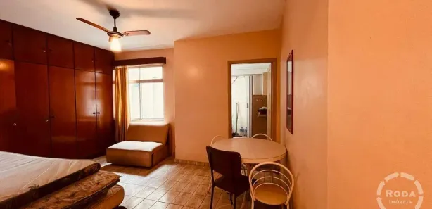 Kitnet para alugar, 40m² no Gonzaga, Santos
