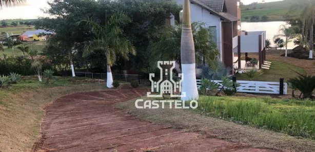 Casa de Condomínio com 5 Quartos para venda ou aluguel, 400m² no , Sertanópolis