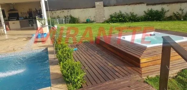 Sobrado com 4 Quartos à venda, 490m² no Santa Inês, Mairiporã
