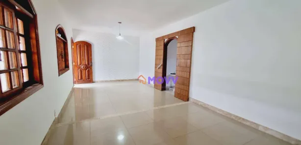 Casa com 3 Quartos à venda, 225m² no Itaipu, Niterói