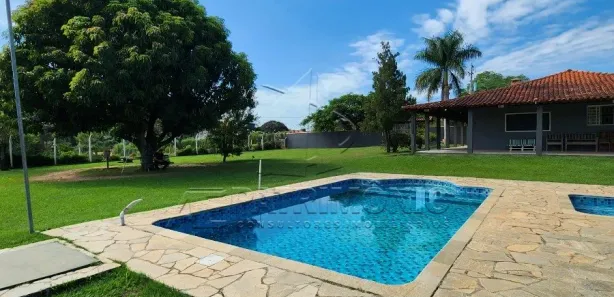 Fazenda / Sítio / Chácara com 3 Quartos à venda, 275m² no Campo do Meio, Araçoiaba da Serra