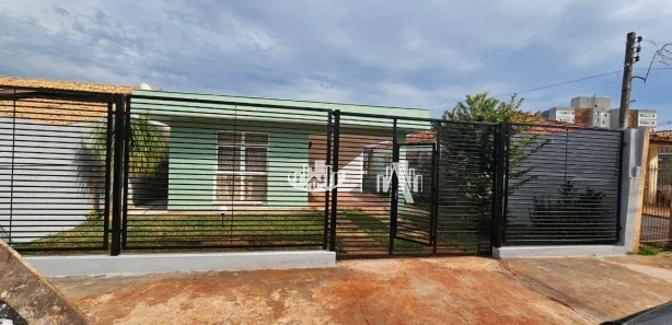 Casa com 3 Quartos para venda ou aluguel, 129m² no Califórnia, Londrina