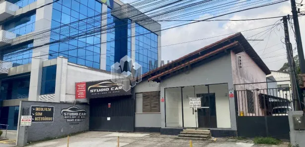 Galpão / Depósito / Armazém para alugar, 400m² no Várzea, Teresópolis