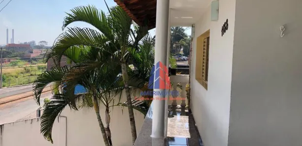 Sobrado com 3 Quartos à venda, 184m² no Vila Cordenonsi, Americana