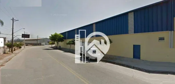 Galpão / Depósito / Armazém à venda, 2100m² no Jardim Eloyna, Pindamonhangaba