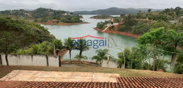 Fazenda / Sítio / Chácara com 3 Quartos para alugar, 356m² no Chácaras Condomínio Recanto Pássaros II, Jacareí