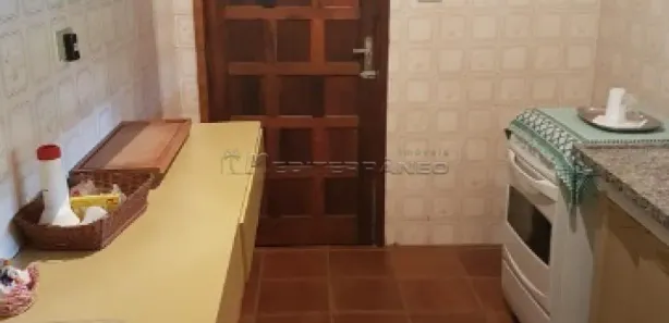 Fazenda / Sítio / Chácara com 2 Quartos à venda, 212m² no Residencial Aziz Louveira, Louveira
