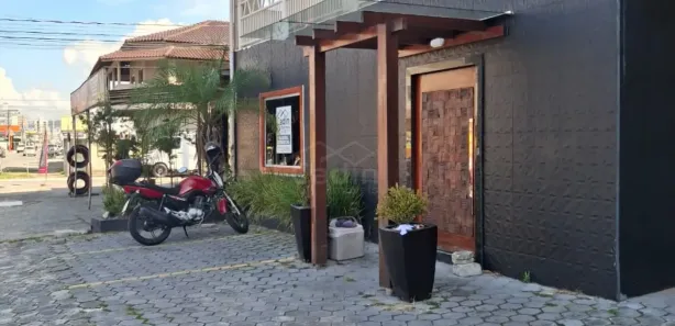 Loja / Salão / Ponto Comercial para alugar, 75m² no Centro, Navegantes