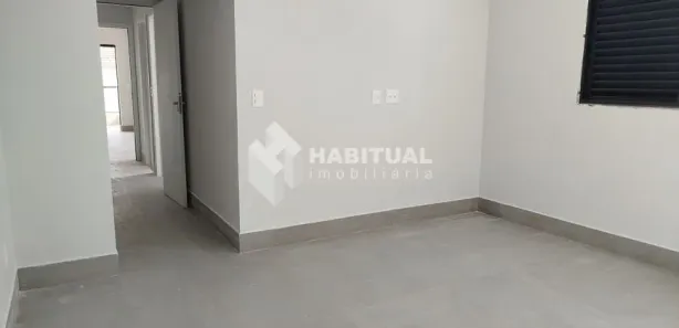 Loja / Salão / Ponto Comercial com 2 Quartos à venda, 54m² no Osvaldo Rezende, Uberlândia