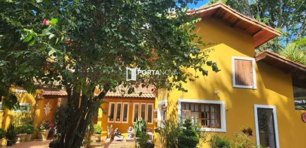Fazenda / Sítio / Chácara com 3 Quartos para alugar, 461m² no Invernada, Embu das Artes