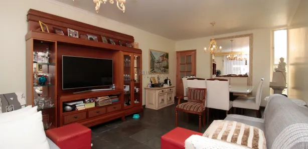 Casa com 3 Quartos para alugar, 200m² no Jardim Bélgica, São Paulo