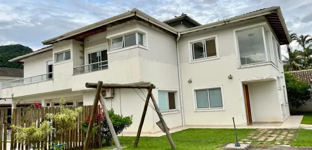 Hotel / Motel / Pousada com 12 Quartos à venda, 970m² no Barequeçaba, São Sebastião