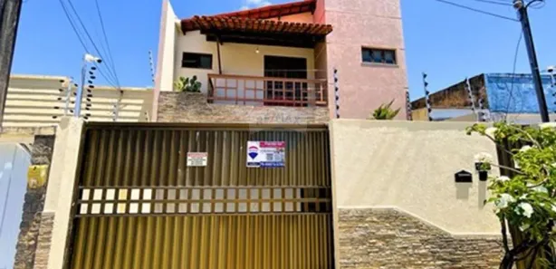 Casa com 4 Quartos à venda, 280m² no Pereira Lobo, Aracaju