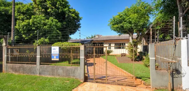 Casa com 2 Quartos à venda, 96m² no São Roque, Foz do Iguaçu