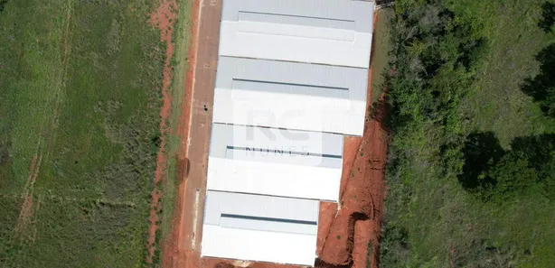 Galpão / Depósito / Armazém para alugar, 914m² no Santa Clara B, Vespasiano