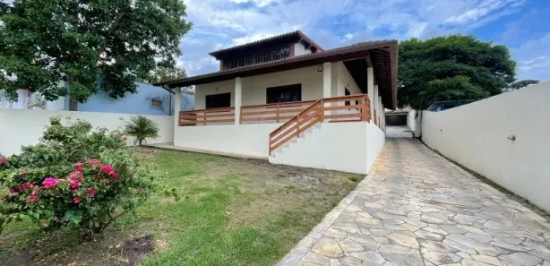 Casa com 5 Quartos para alugar, 406m² no Centro, Quatro Barras