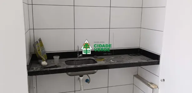 Conjunto Comercial / Sala para alugar, 115m² no Jardim Aclimação, Maringá