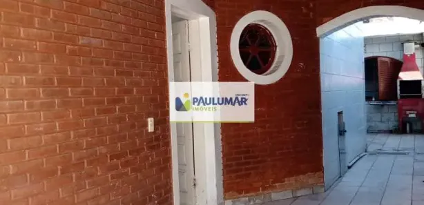 Sobrado com 4 Quartos para alugar, 84m² no Balneário Itaóca, Mongaguá