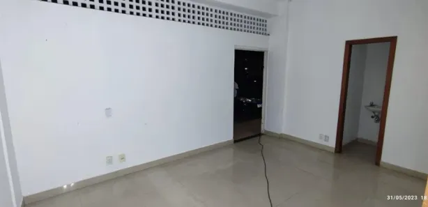 Loja / Salão / Ponto Comercial à venda, 258m² no Núcleo Bandeirante, Brasília