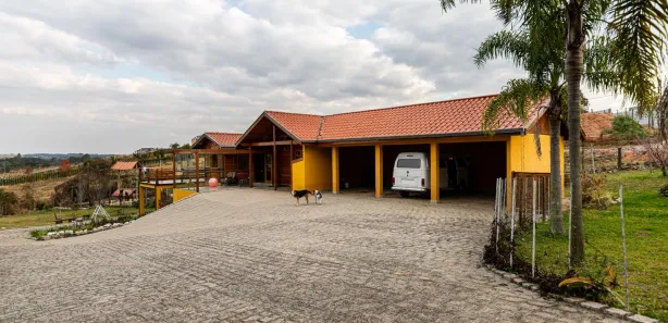 Casa de Condomínio com 2 Quartos à venda, 200m² no Loteamento Bosque Merhy, Quatro Barras