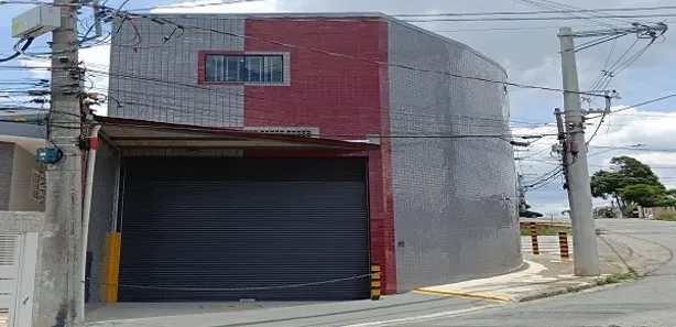 Galpão / Depósito / Armazém à venda, 168m² no Jardim Itaquá, Itaquaquecetuba