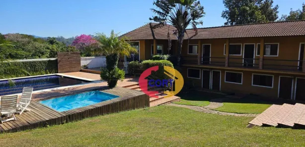 Fazenda / Sítio / Chácara com 7 Quartos à venda, 850m² no Jardim Arujá, Arujá