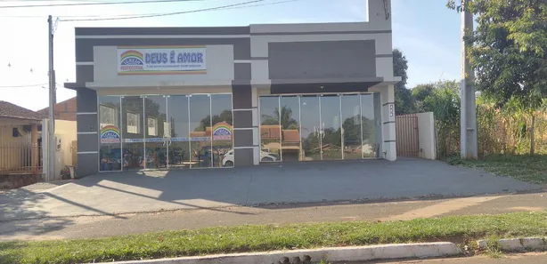 Loja / Salão / Ponto Comercial à venda, 185m² no Centro, Pérola