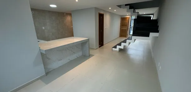 Sobrado com 3 Quartos à venda, 140m² no Jardim Belvedere, Volta Redonda