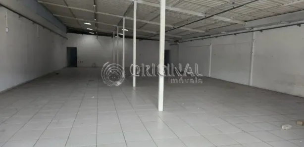 Loja / Salão / Ponto Comercial para alugar, 300m² no Osasco, Colombo