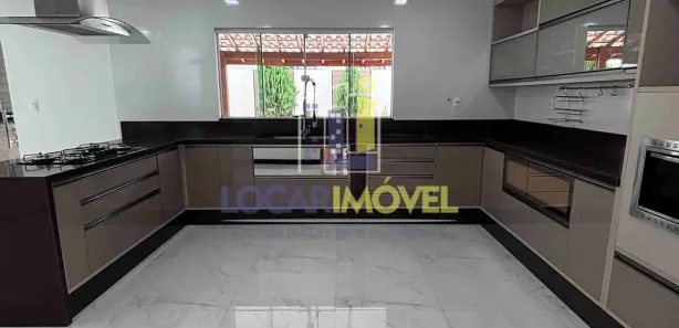 Casa de Condomínio com 4 Quartos à venda, 285m² no Primavera, Vitória da Conquista