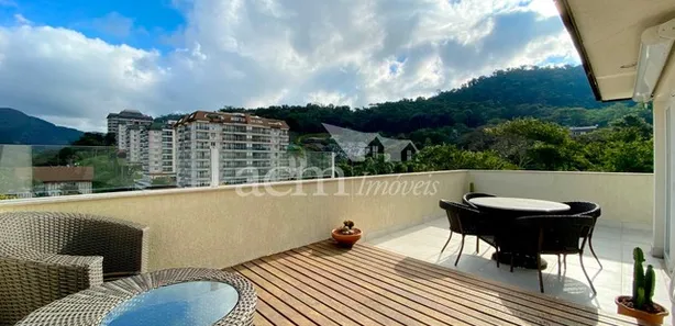 Cobertura com 2 Quartos à venda, 110m² no Itaipava, Petrópolis