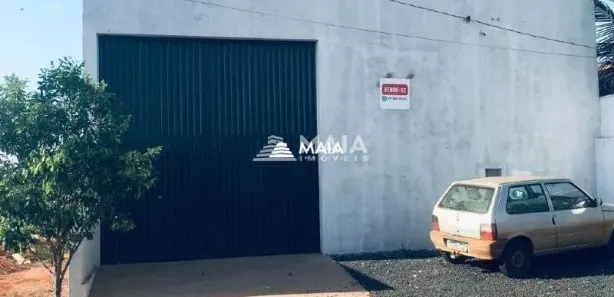 Galpão / Depósito / Armazém à venda, 200m² no Jardim Espanha, Uberaba