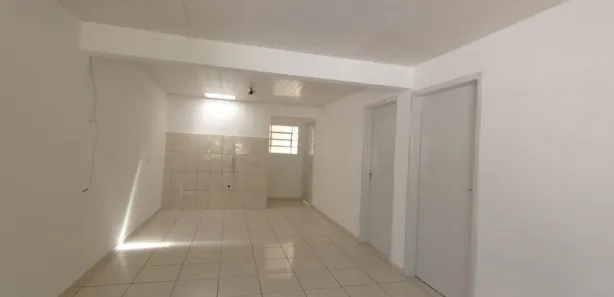 Casa com 2 Quartos para alugar, 52m² no Água Verde, Curitiba