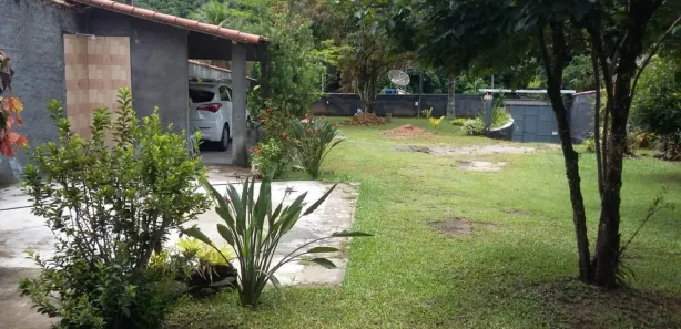 Fazenda / Sítio / Chácara com 3 Quartos à venda, 1500m² no Rio do Ouro, Rio Bonito