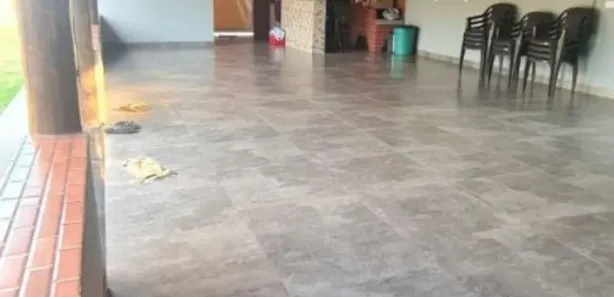 Fazenda / Sítio / Chácara com 3 Quartos à venda, 1000m² no Chácara das Mansões, Campo Grande